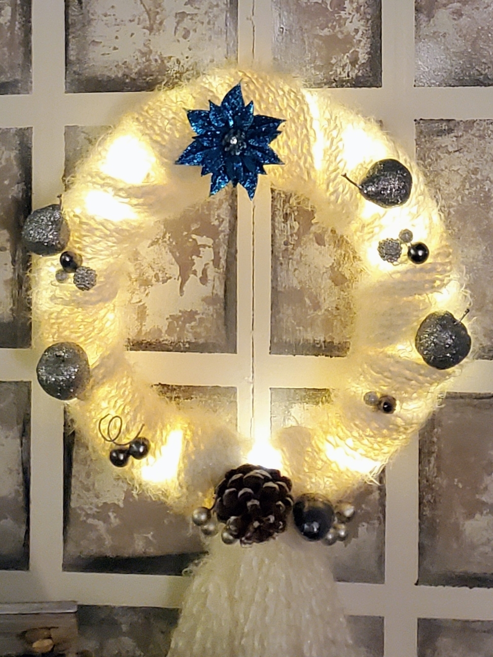 Handcrafted Cozy Cream Light Up Holiday Wreath with Blue Accents